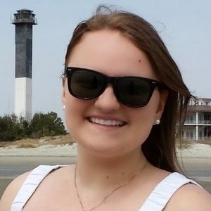 Meet your Posher, Marissa